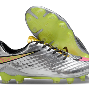 Nike Phantom Football Boots