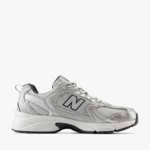 530 Sneakers