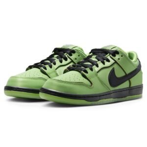 The Powerpuff Girls x Nike SB Dunk Low