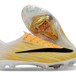 Football Boots - Style 241460388