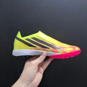 Football Boots - Style 241453241